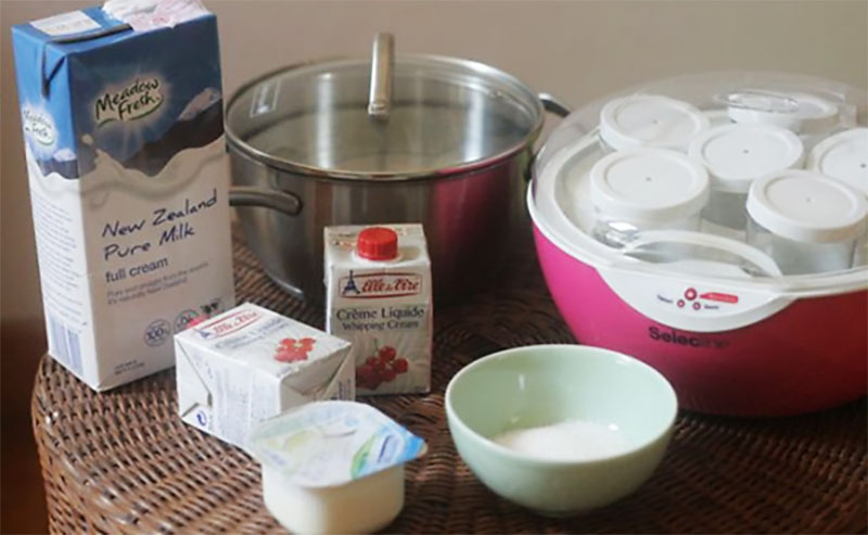 Công thức và cách làm sữa chua truyền thống [Đơn Giản] mà NGON