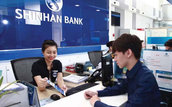 Top 5 ngân hàng cung cấp vay tiền trả góp theo tháng uy tín