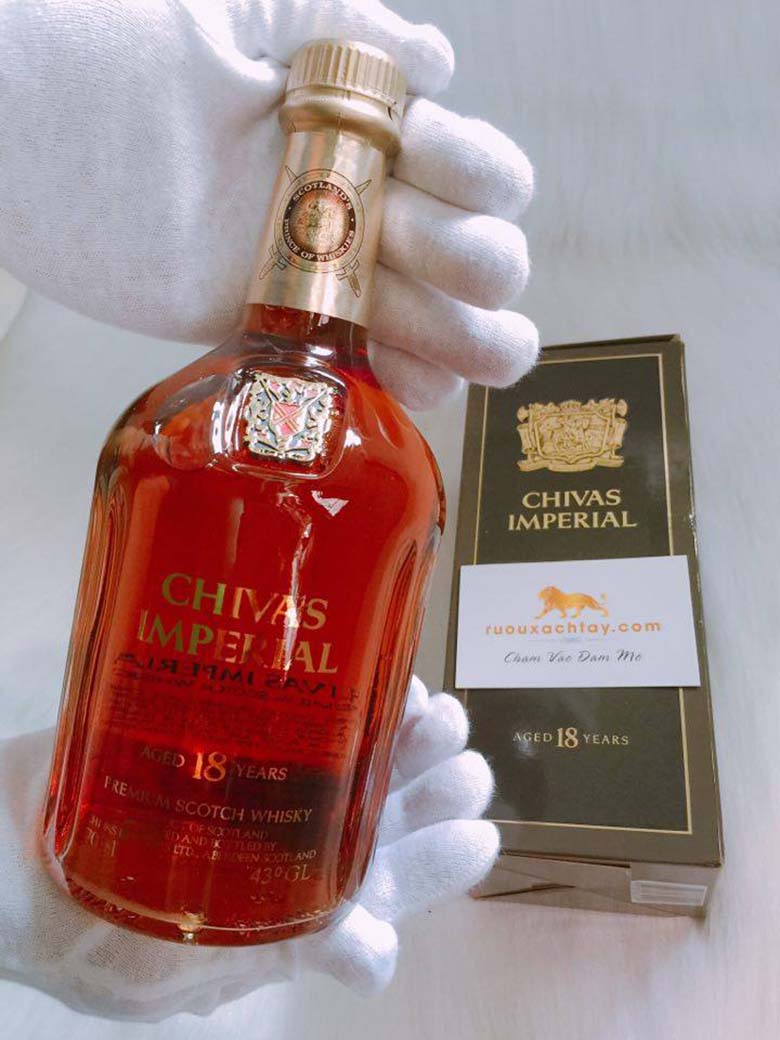 Top 10 chai rượu chivas xách tay độc đáo