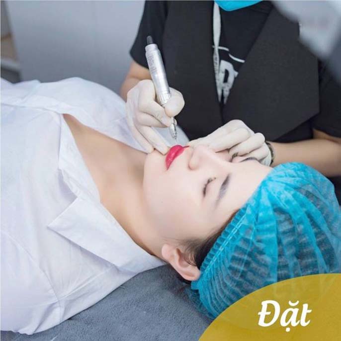 Review chi tiết phun môi màu đỏ cam - Địa chỉ phun môi đẹp, chất lượng