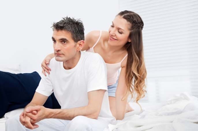 Mách bạn cách nhắn tin làm lành với chồng, gương vỡ lại lành