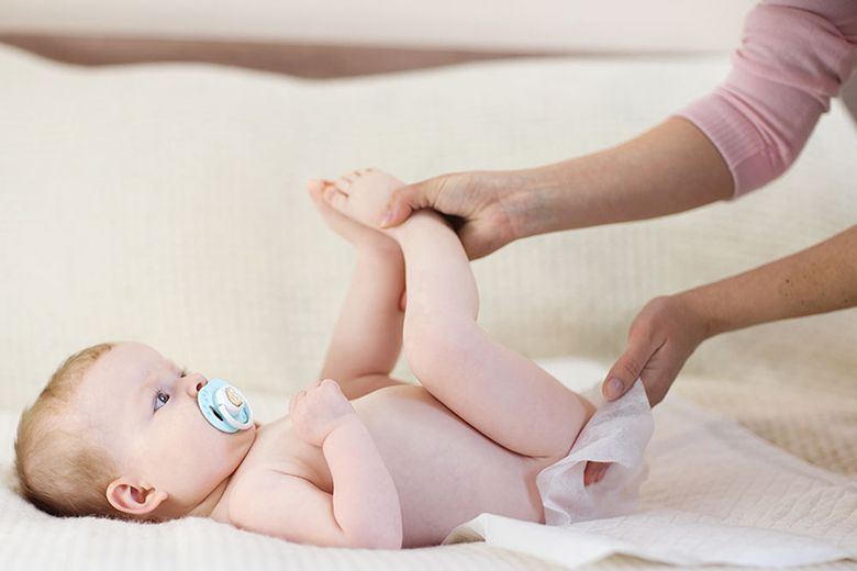 Trẻ bú ít nhưng vẫn tăng cân có đáng lo không?