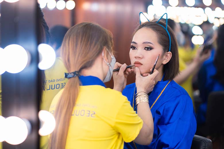 Học trang điểm cá nhân và học trang điểm chuyên nghiệp ở đâu tốt TPHCM 