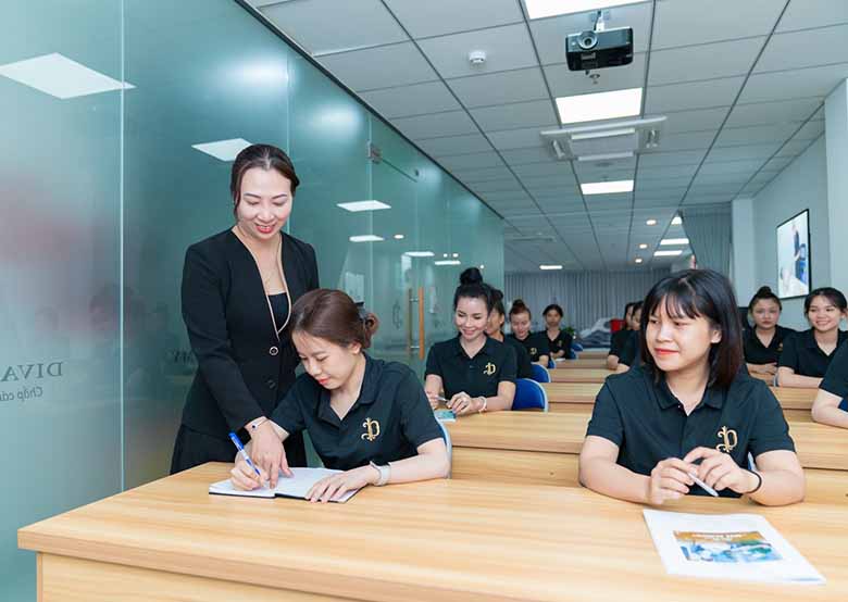 Khóa học quản lý spa chuyên nghiệp tại DIVA ACADEMY