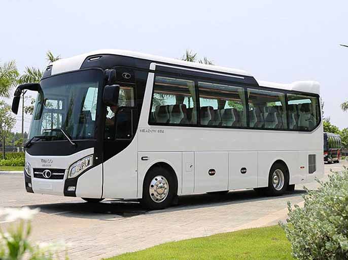 Thuê xe 29 chỗ Travelcar.vn tại Hà Nội uy tín, giá cả hợp lý 
