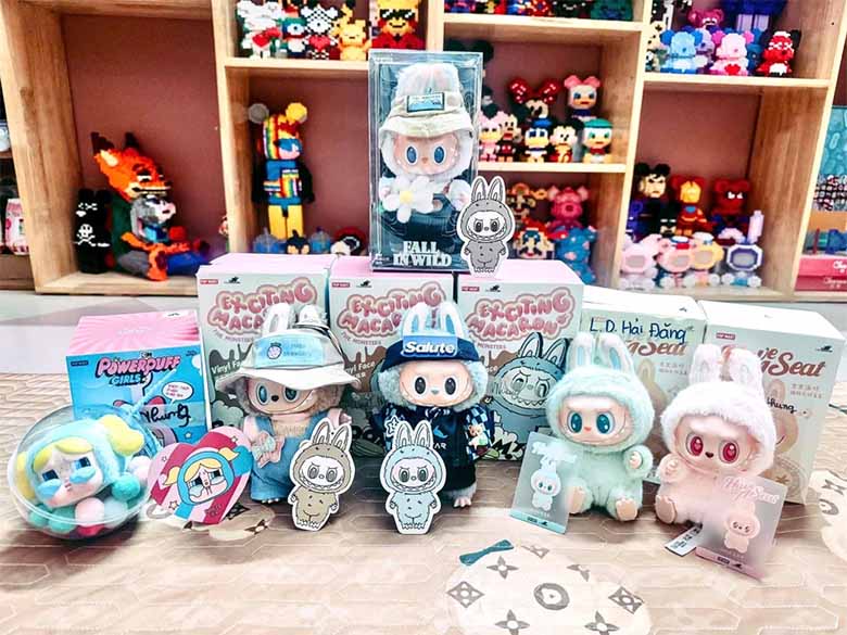 Labubu Là Gì? Bí Mật Đằng Sau Cơn Sốt Của Giới Trẻ